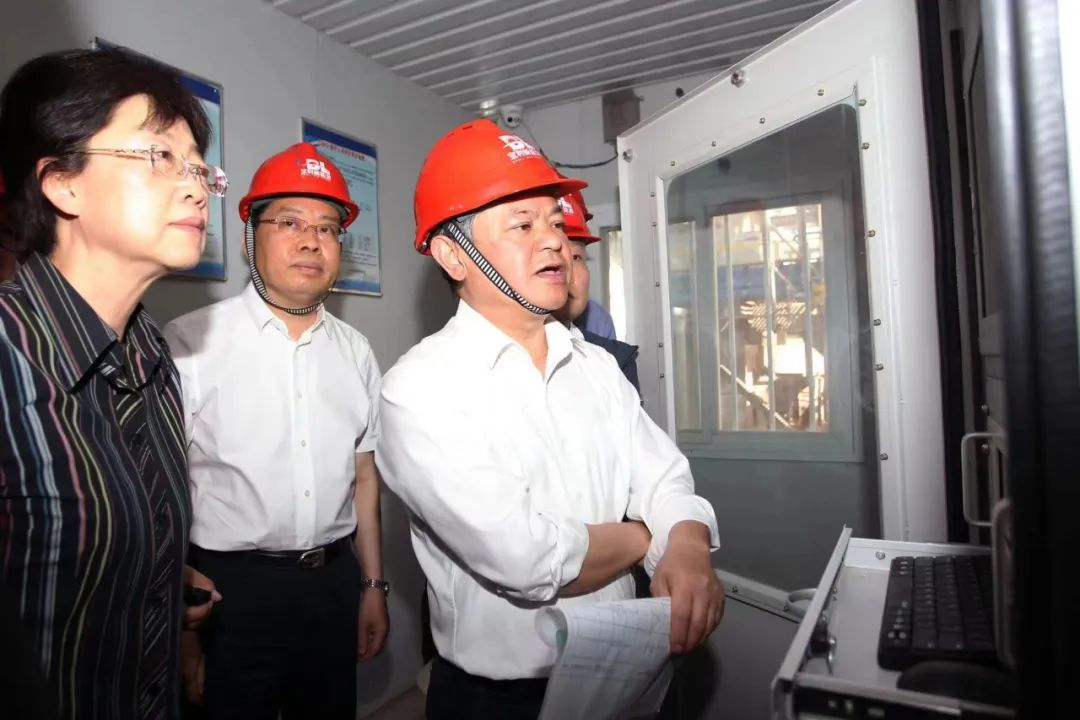 生态环境部部长黄润秋突击检查，多家企业监测造假被“抓现行”！部长表示：要深入调查！